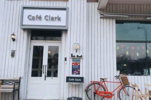 Cafe  Clark